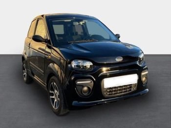Description Compacte et fonctionnelle, elle offre le meilleur rayon de braquage de sa catégorie, pour manœuvrer partout, avec facilité. MICROCAR M.GO 2021 15,000Km