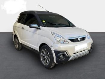 AIXAM CROSSOVER PREMIUM 4 places 2013 6,085Km Diesel