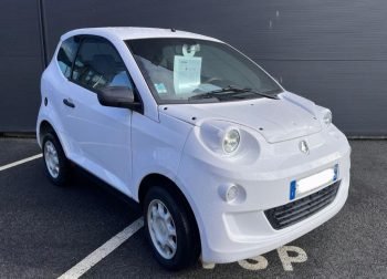 OCCASION 2023 : AIXAM MINAUTO — 2 135 KM
